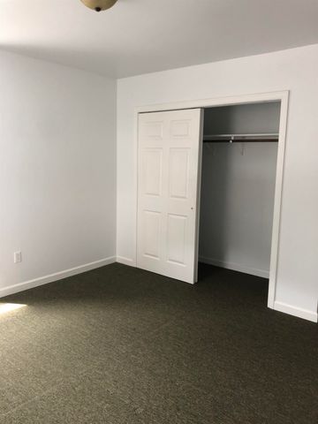 71 South Main Street, Cambridge, VT 05444