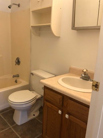 71 South Main Street, Cambridge, VT 05444