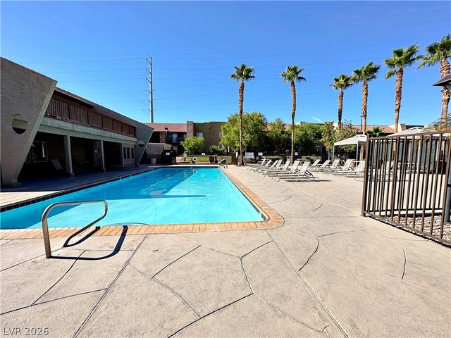5080 Indian River Drive 400, Las Vegas, NV 89103