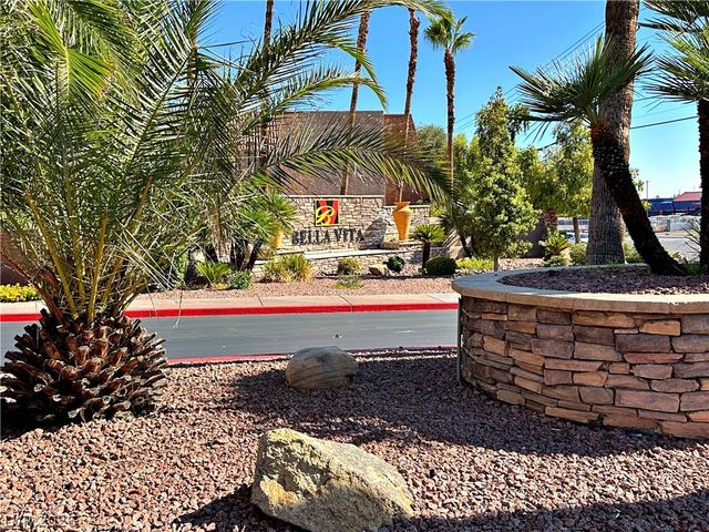 5080 Indian River Drive 400, Las Vegas, NV 89103