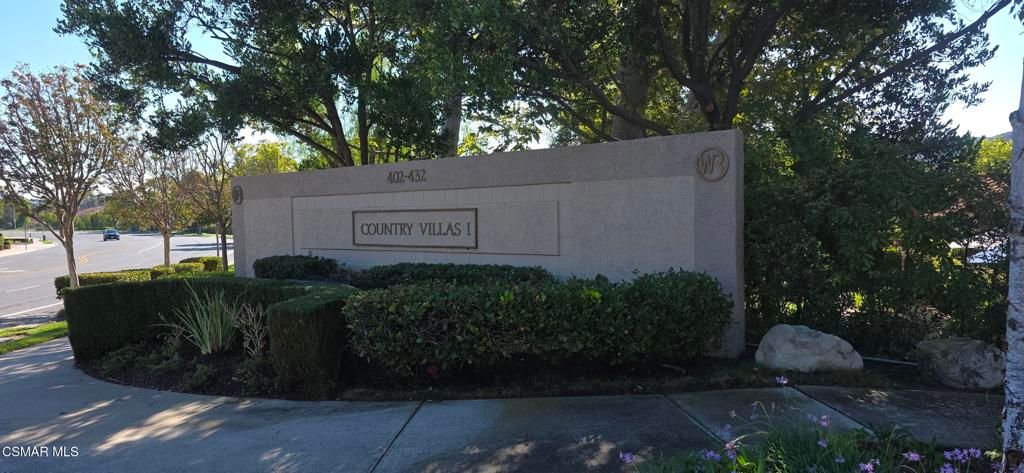 402 Country Club D Drive D, Simi Valley, CA 93065