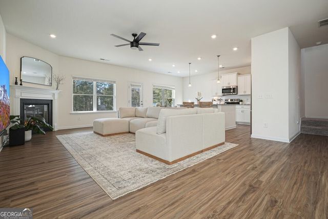 110 Waterside Ridge, Calhoun, GA 30701