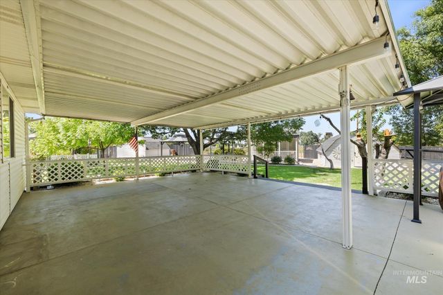 2800 Taylor Court, Nampa, ID 83686