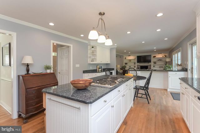 2 OLD BRIDLE PATH, Lawrenceville, NJ 08648