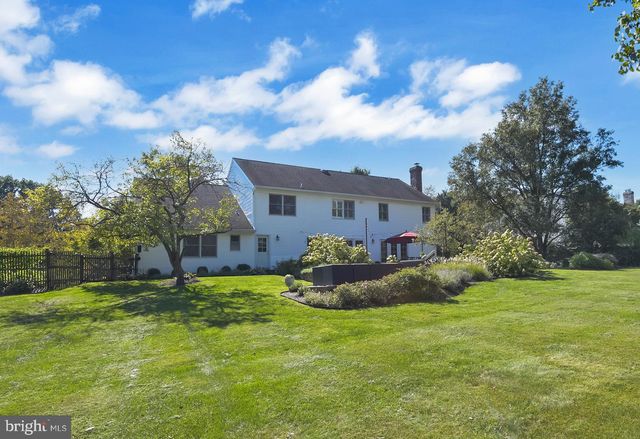 2 OLD BRIDLE PATH, Lawrenceville, NJ 08648