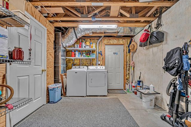 1302 Goodview RD, Goodview, VA 24095