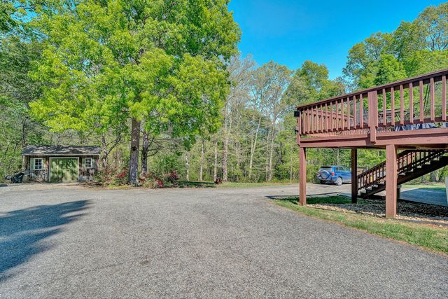 1302 Goodview RD, Goodview, VA 24095