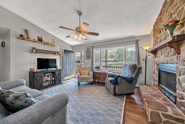 1302 Goodview RD, Goodview, VA 24095