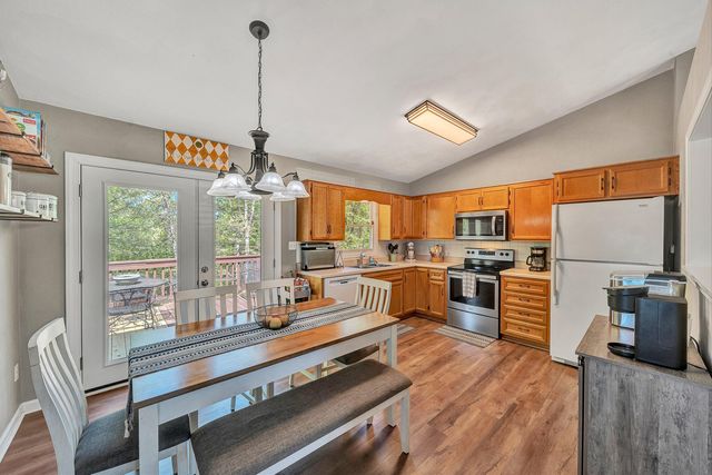 1302 Goodview RD, Goodview, VA 24095