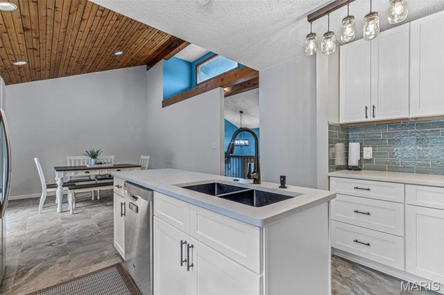 12535 Tall Pine, Unincorporated, MO 63670