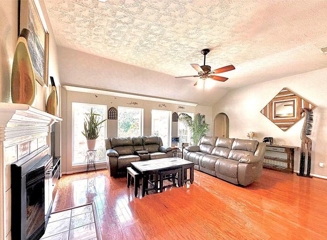 24818 Haverford Road, Spring, TX 77389