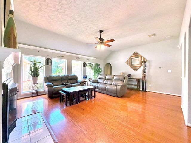 24818 Haverford Road, Spring, TX 77389