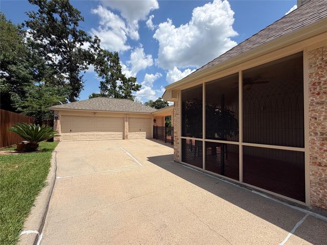 24818 Haverford Road, Spring, TX 77389