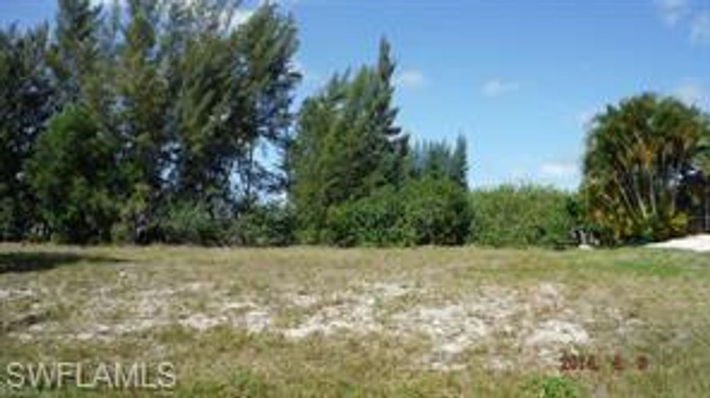 3002 SW 4th PL, CAPE CORAL, FL 33914 — exterior