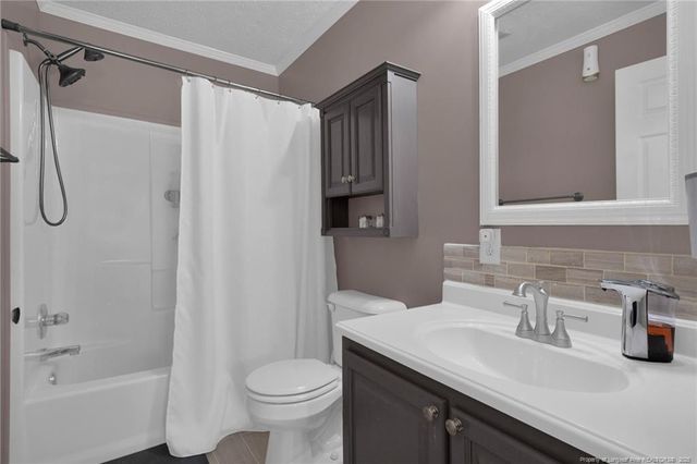 7170 Sim Canady Road, Hope Mills, NC 28348