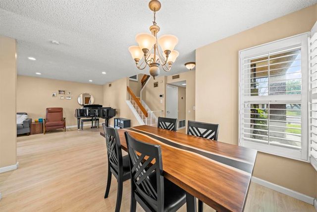 2396 Donnington Way, San Diego, CA 92139