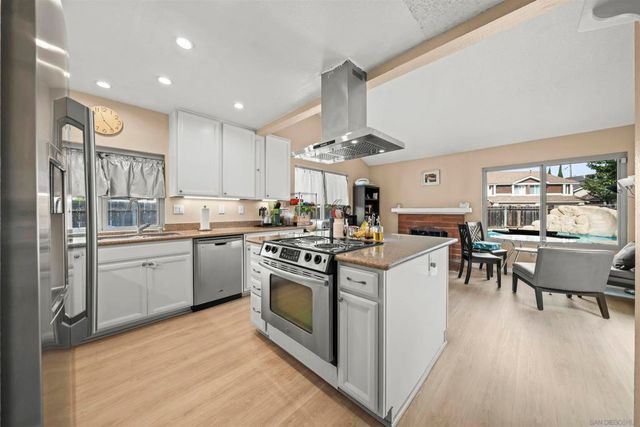 2396 Donnington Way, San Diego, CA 92139