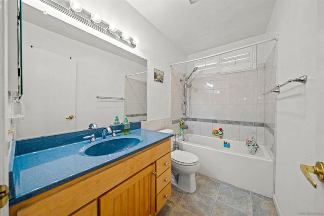 2396 Donnington Way, San Diego, CA 92139