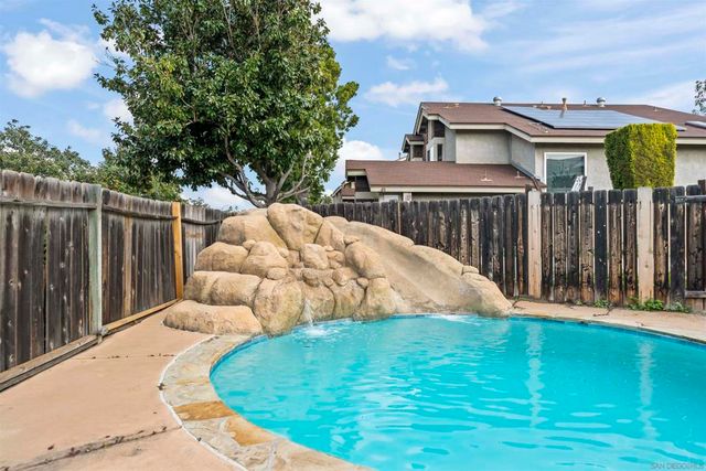 2396 Donnington Way, San Diego, CA 92139