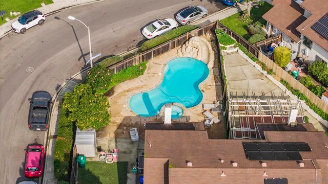 2396 Donnington Way, San Diego, CA 92139