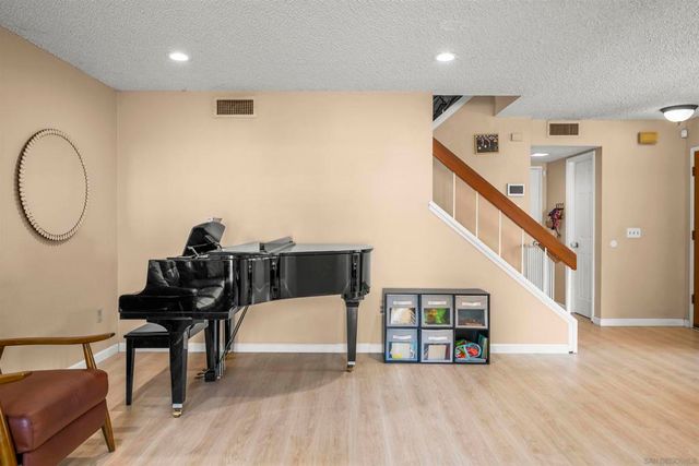 2396 Donnington Way, San Diego, CA 92139