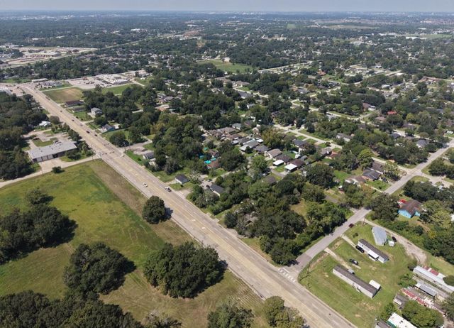 4008 Colorado Ave, Dickinson, TX 77539