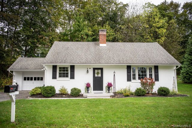 323 Hillside Avenue, Hurley, NY 12443