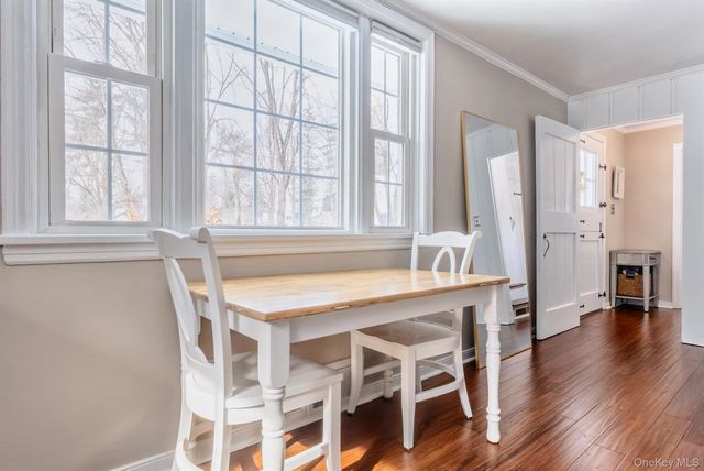 323 Hillside Avenue, Hurley, NY 12443