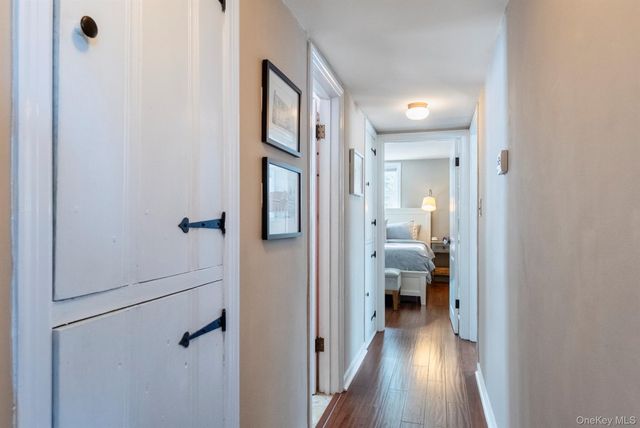 323 Hillside Avenue, Hurley, NY 12443