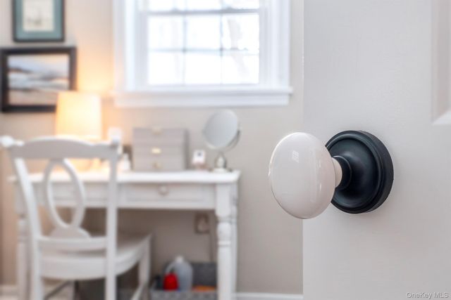 323 Hillside Avenue, Hurley, NY 12443