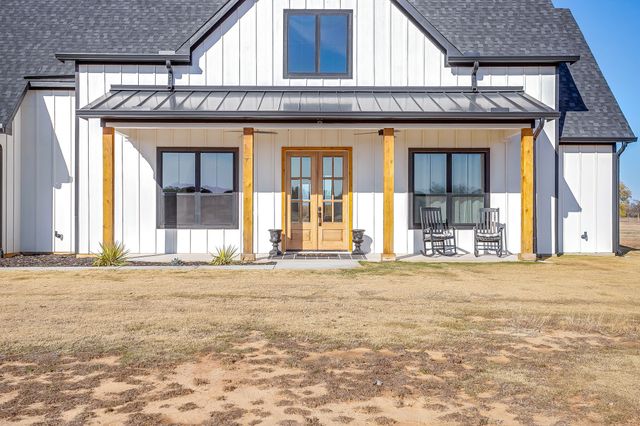8140 Lavender Road, Springtown, TX 76082