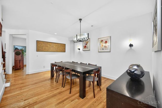 8714 Weller Road, Montgomery, OH 45249