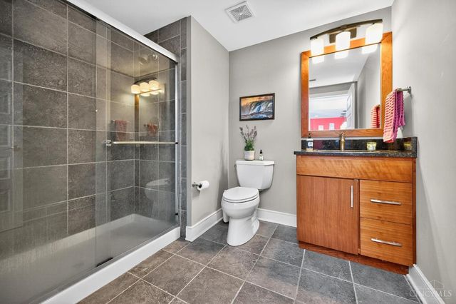 8714 Weller Road, Montgomery, OH 45249