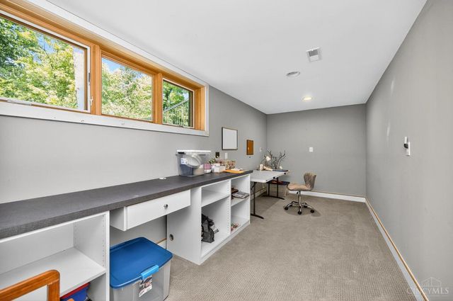 8714 Weller Road, Montgomery, OH 45249