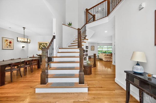 8714 Weller Road, Montgomery, OH 45249