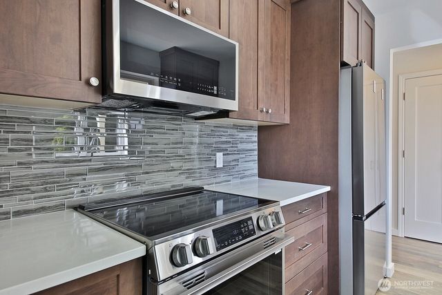 3760 Periwinkle Road, Clinton, WA 98236