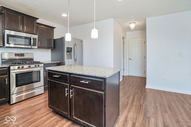 992 Cherry Tree Lane, Greenwood, IN 46143