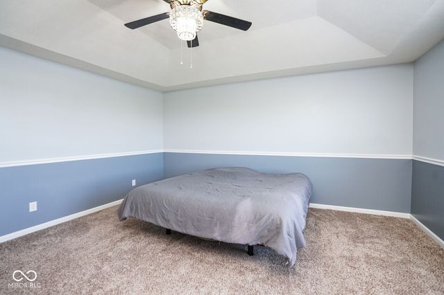 992 Cherry Tree Lane, Greenwood, IN 46143