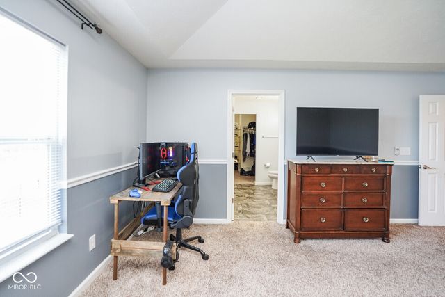 992 Cherry Tree Lane, Greenwood, IN 46143