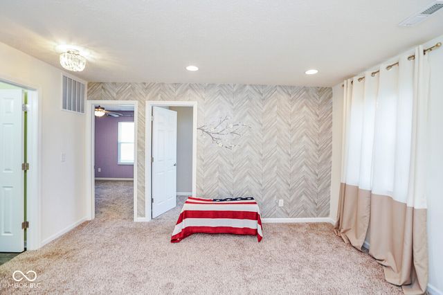 992 Cherry Tree Lane, Greenwood, IN 46143