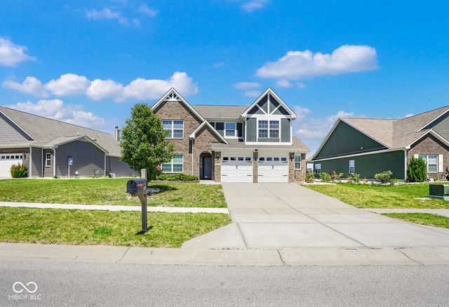 992 Cherry Tree Lane, Greenwood, IN 46143