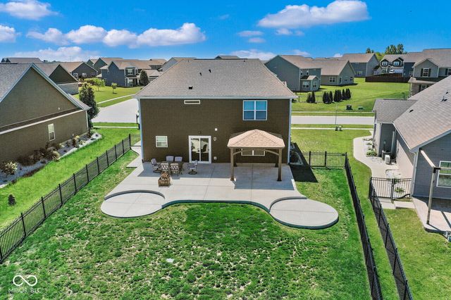 992 Cherry Tree Lane, Greenwood, IN 46143