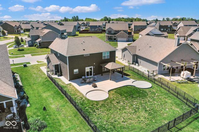 992 Cherry Tree Lane, Greenwood, IN 46143