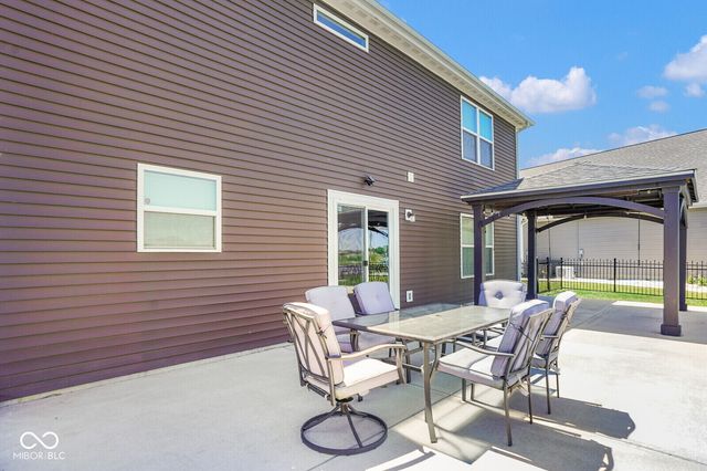 992 Cherry Tree Lane, Greenwood, IN 46143