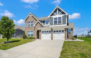 992 Cherry Tree Lane, Greenwood, IN 46143