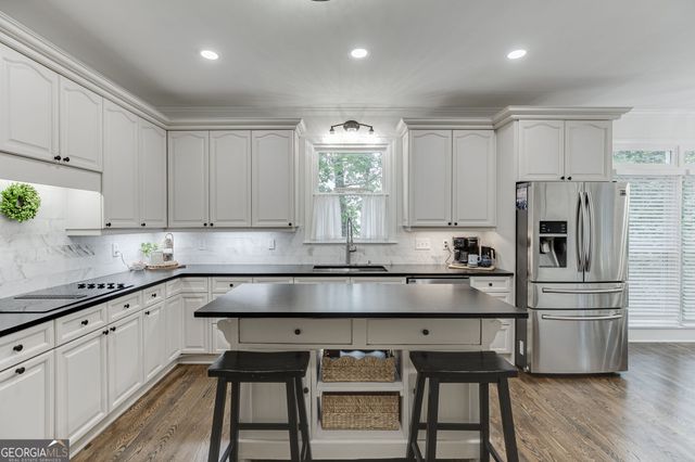 9315 Spinnaker Lane, Gainesville, GA 30506