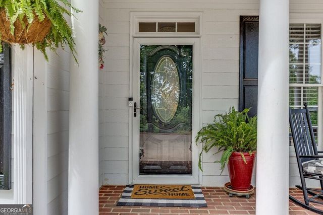 9315 Spinnaker Lane, Gainesville, GA 30506