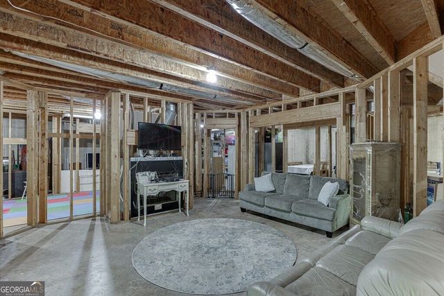 9315 Spinnaker Lane, Gainesville, GA 30506