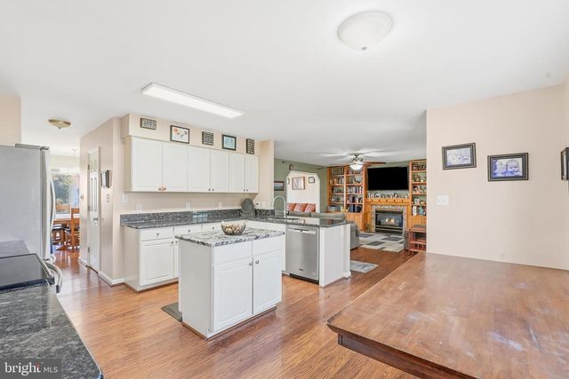 9806 KENMORE CT, Fredericksburg, VA 22408