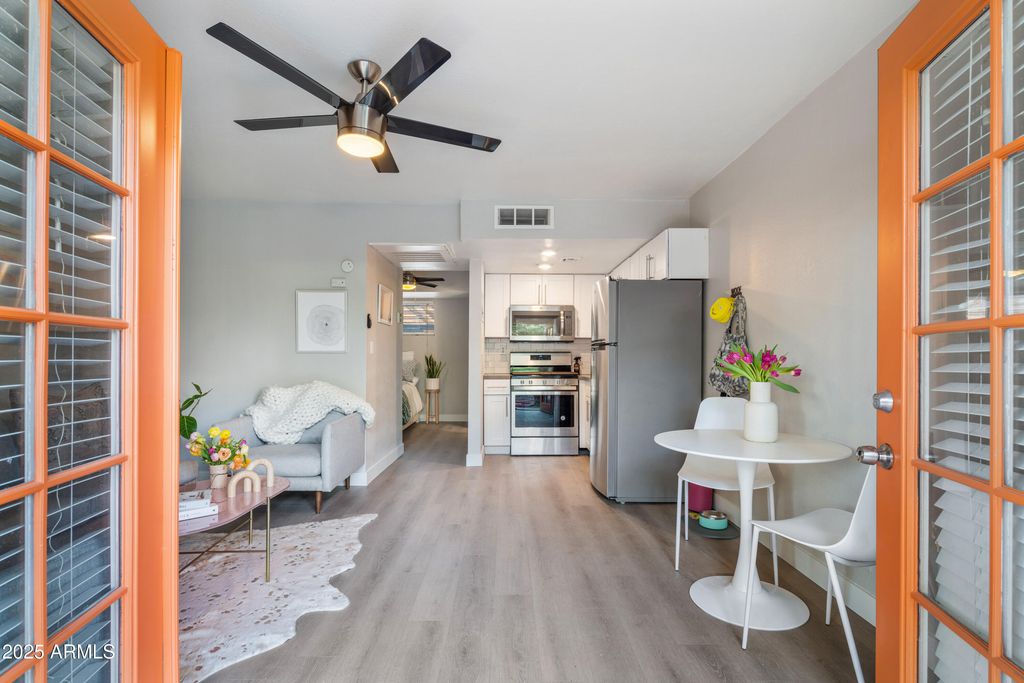 4025 N 40TH Street 31, Phoenix, AZ 85018